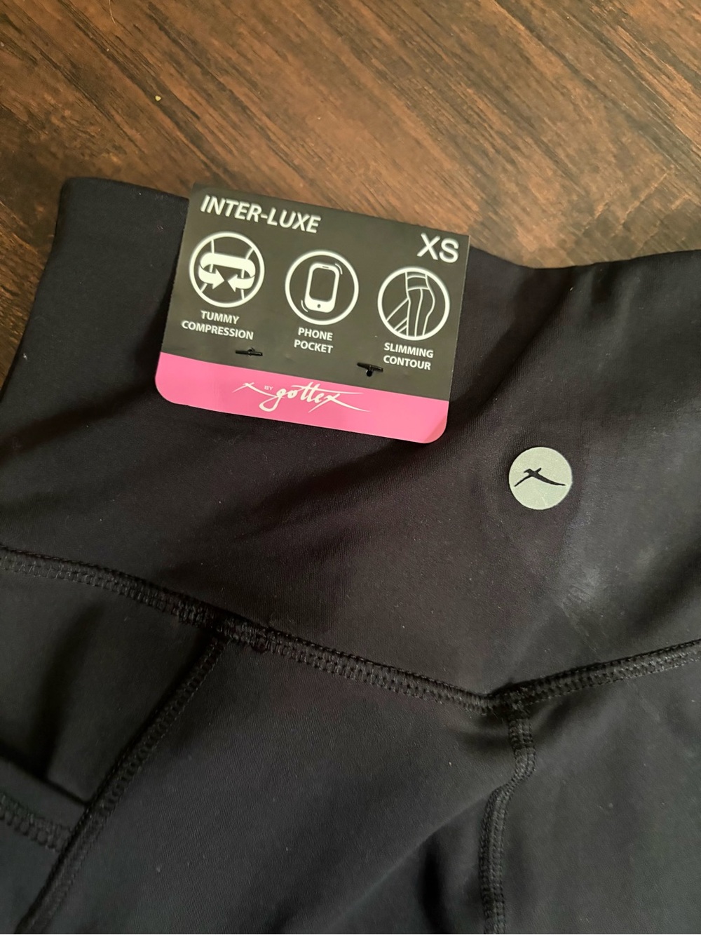 NWT XS Gottex leggings with pockets - Picture 4 of 5